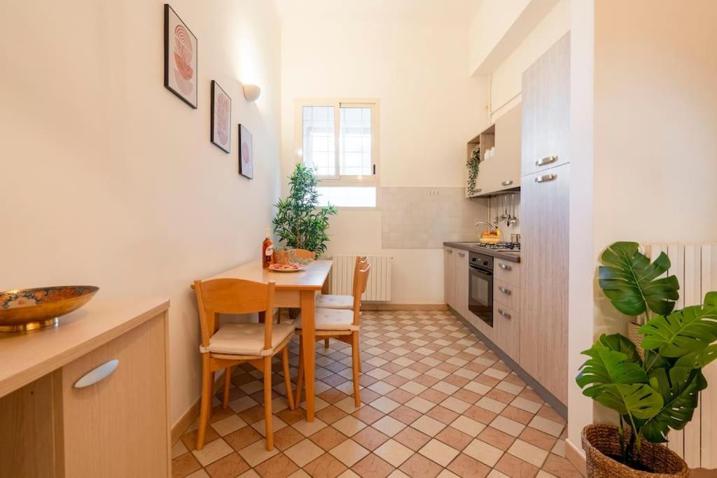 Oasi Corso Italia Apartment Bari Exterior foto